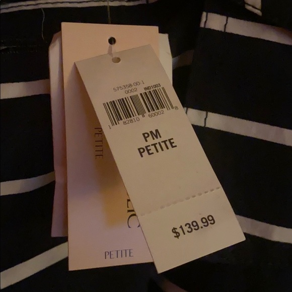 Banana Republic Trench Coat - Picture 4 of 4